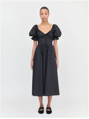 Hill House Ophelia: Puff-Sleeve Black Midi Dress with Sweetheart Neckline